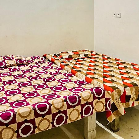 Om Sai Guest House Varanasi Dış mekan fotoğraf